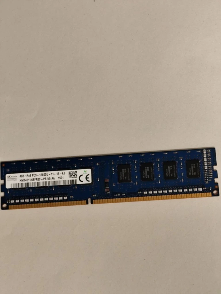 DDR3 UDIMM SK Hynix 12800 4GB